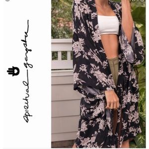 NWOT Spiritual Gangster Maya Kimono